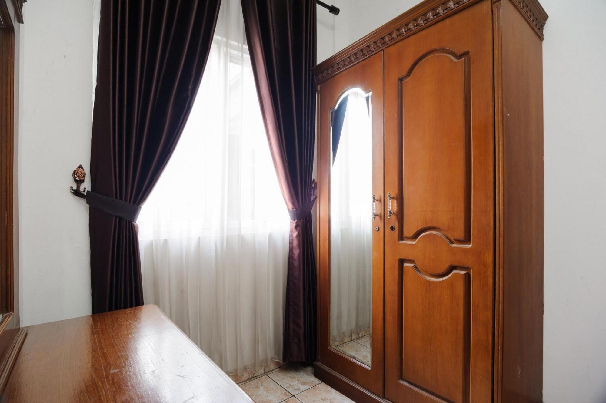 Reddoorz Syariah Near Aeon Mall Tanjung Barat Джакарта Екстериор снимка